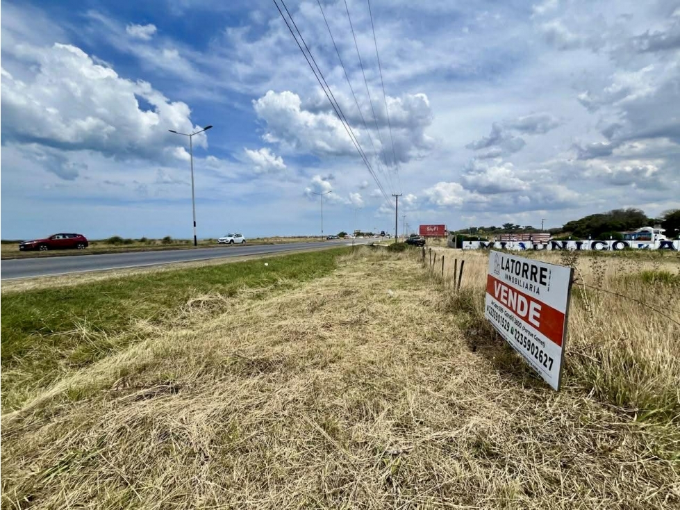 LATORRE PROP. VENDE EXCELENTE LOTE FRENTE AL MAR — foto 6
