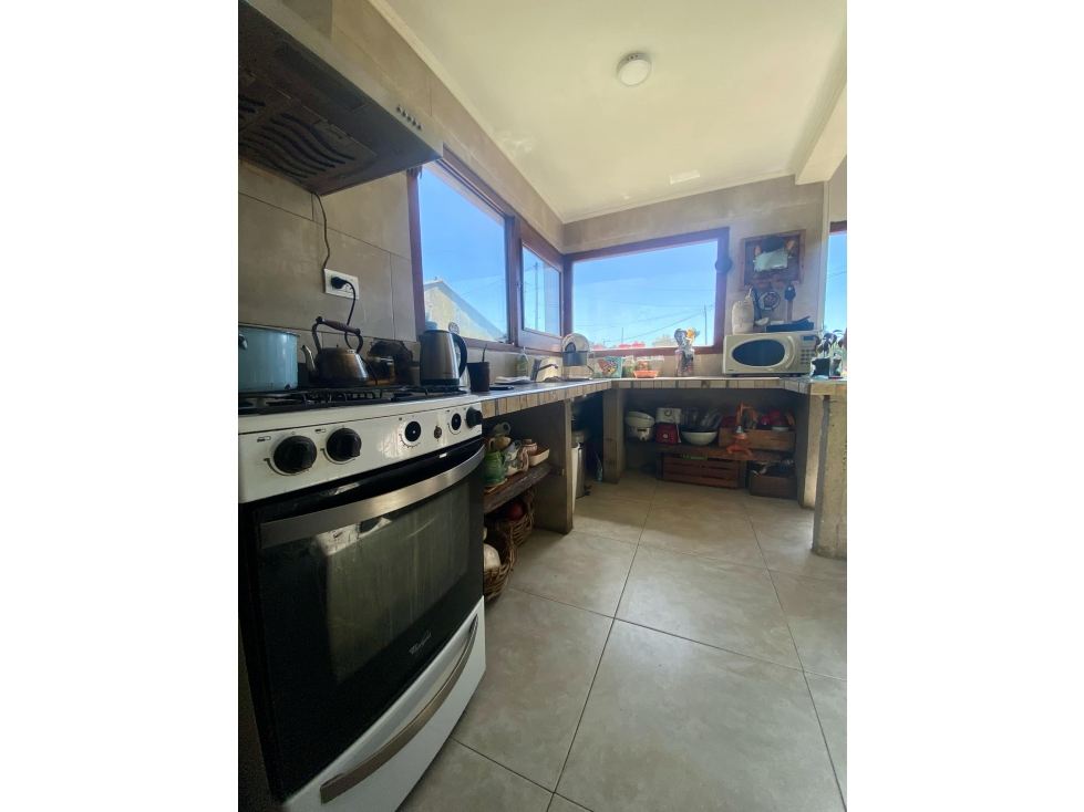 LATORRE PROP. VENDE CASA C/ PARQUE A METROS DEL MAR — foto 5