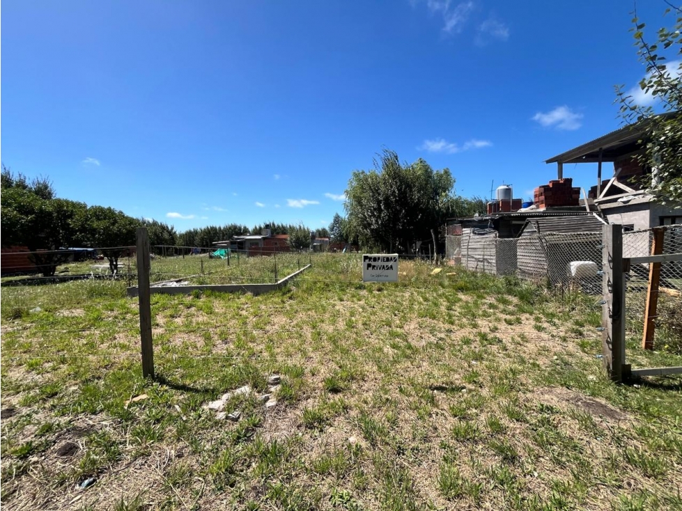 LATORRE PROP. VENDE HERMOSO LOTE EN FELIX U CAMET