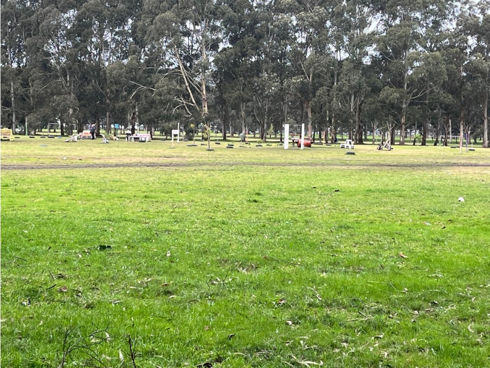 LATORRE PROP VENDE HERMOSO LOTE FRENTE AL PARQUE CAMET - 5