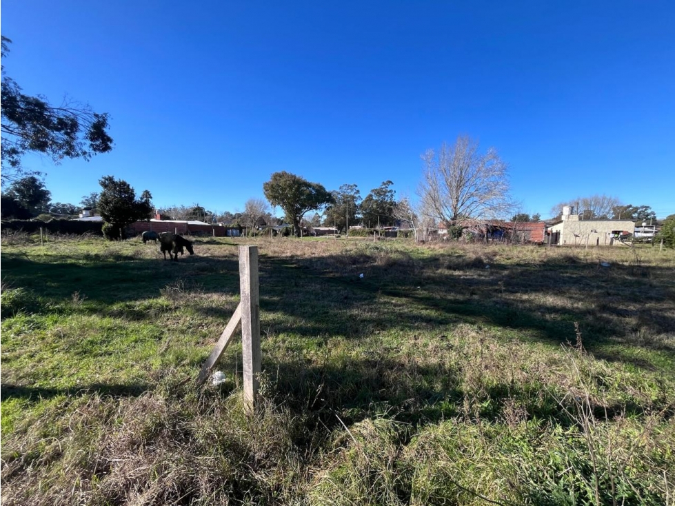 LATORRE PROP VENDE LOTE EN B° LAS DALIAS — foto 3