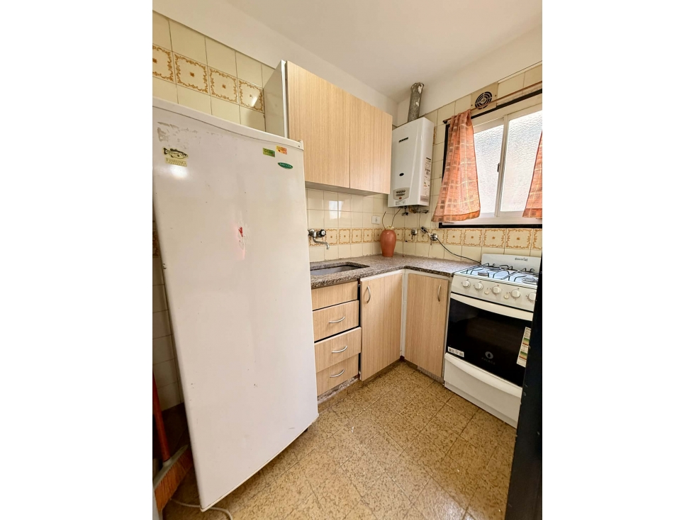 LATORRE PROP. VENDE MONOAMBIENTE EN EL CENTRO — foto 4