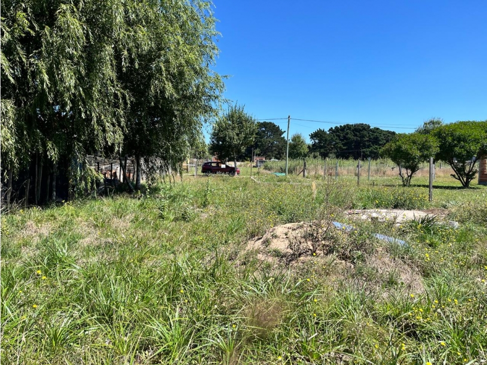 LATORRE PROP. VENDE HERMOSO LOTE EN FELIX U CAMET — foto 4