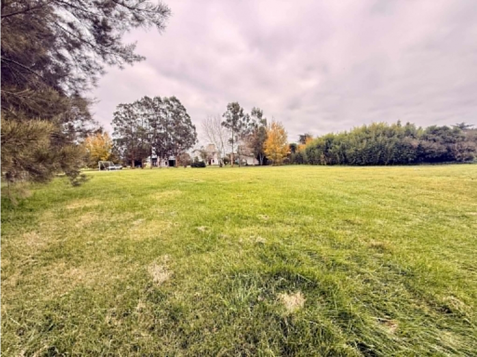 LATORRE PROP. VENDE LOTE EN COUNTRY COSTA DEL SOL - 3