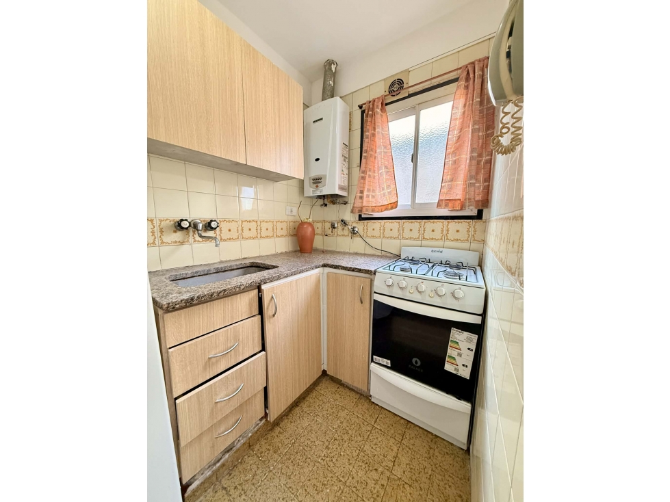 LATORRE PROP. VENDE MONOAMBIENTE EN EL CENTRO — foto 5