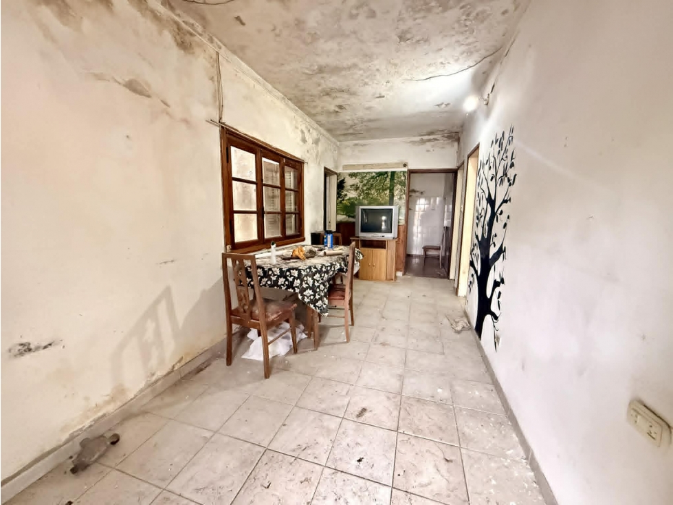 LATORRE PROP. VENDE CASA A RECICLAR - 4