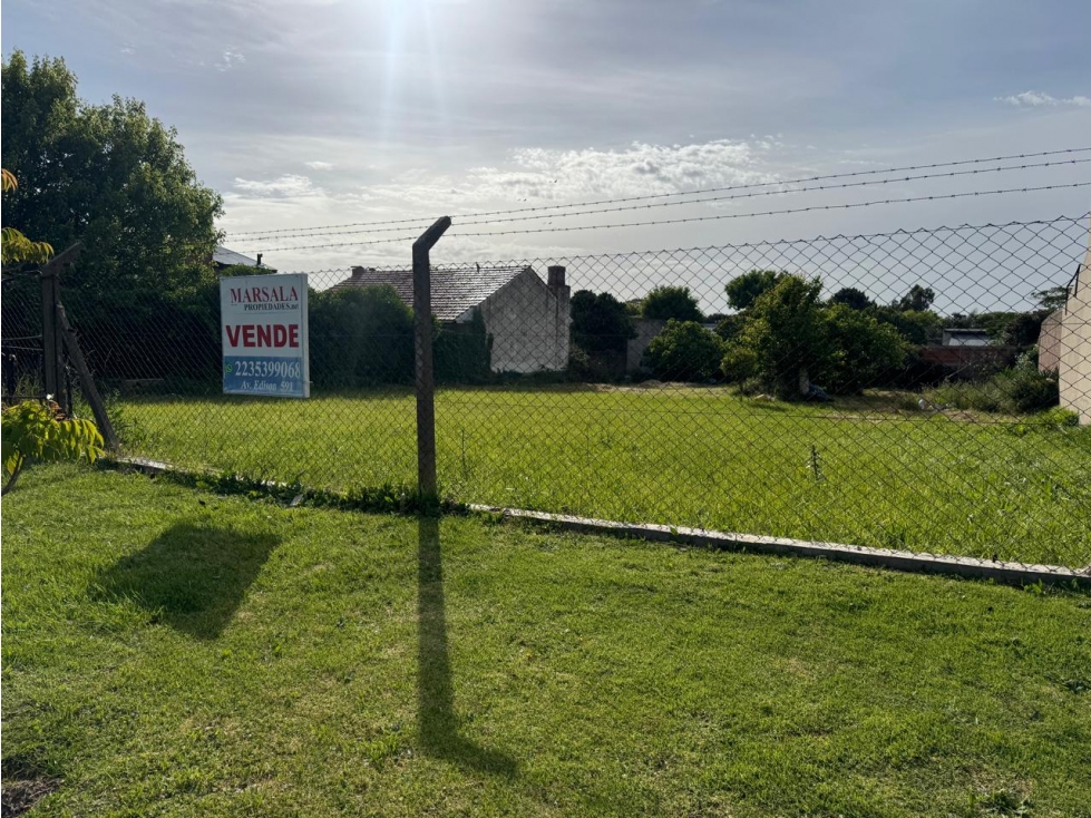 Lote 450mts barrio colinas