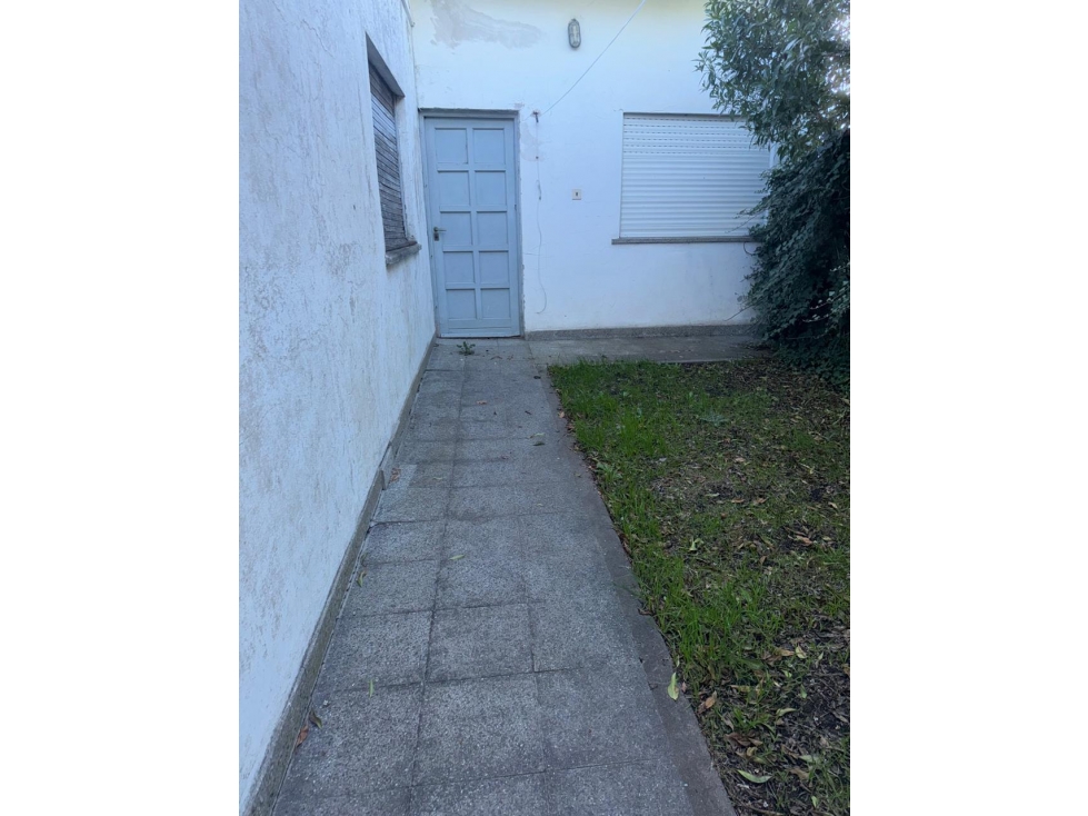 Casa mas dos deptos — foto 5