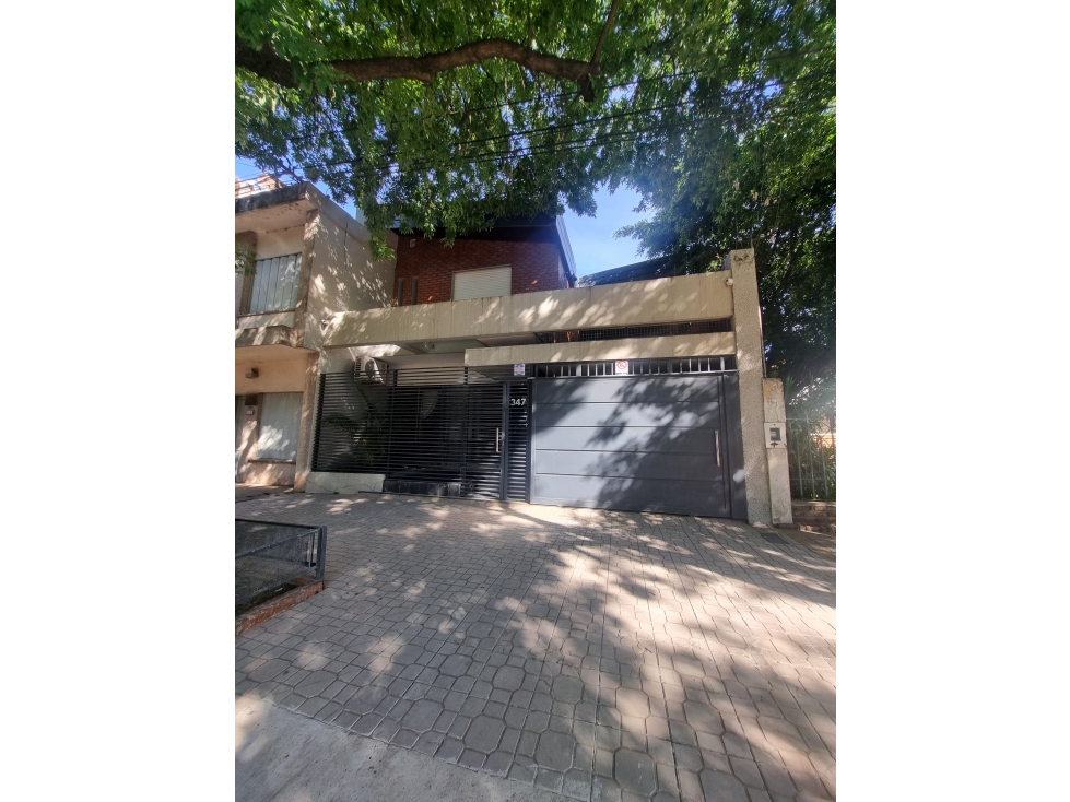 El 3x1 de Vedia! Casa con pileta+Oficinas+Departamento en microcentro!