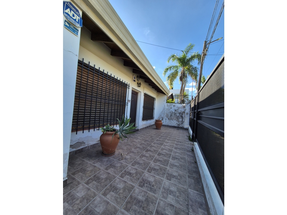 Casa 3 dormitorios a metros de Av España, asfalto, Barranqueras - 3