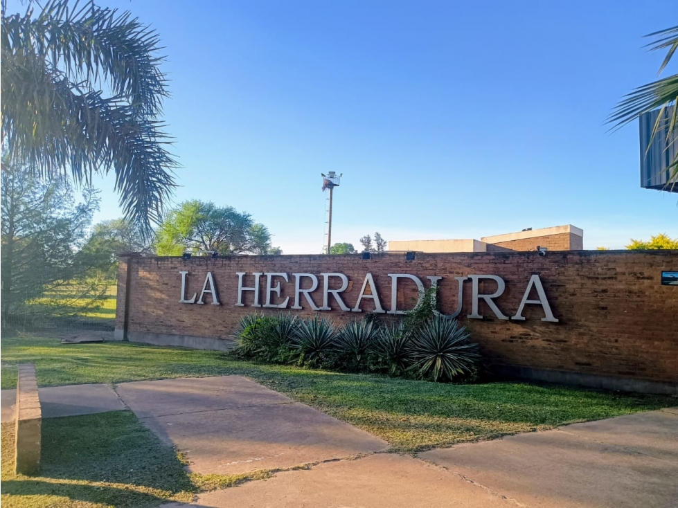 Barrio cerrado La Herradura. Últimos lotes disponibles! - 1