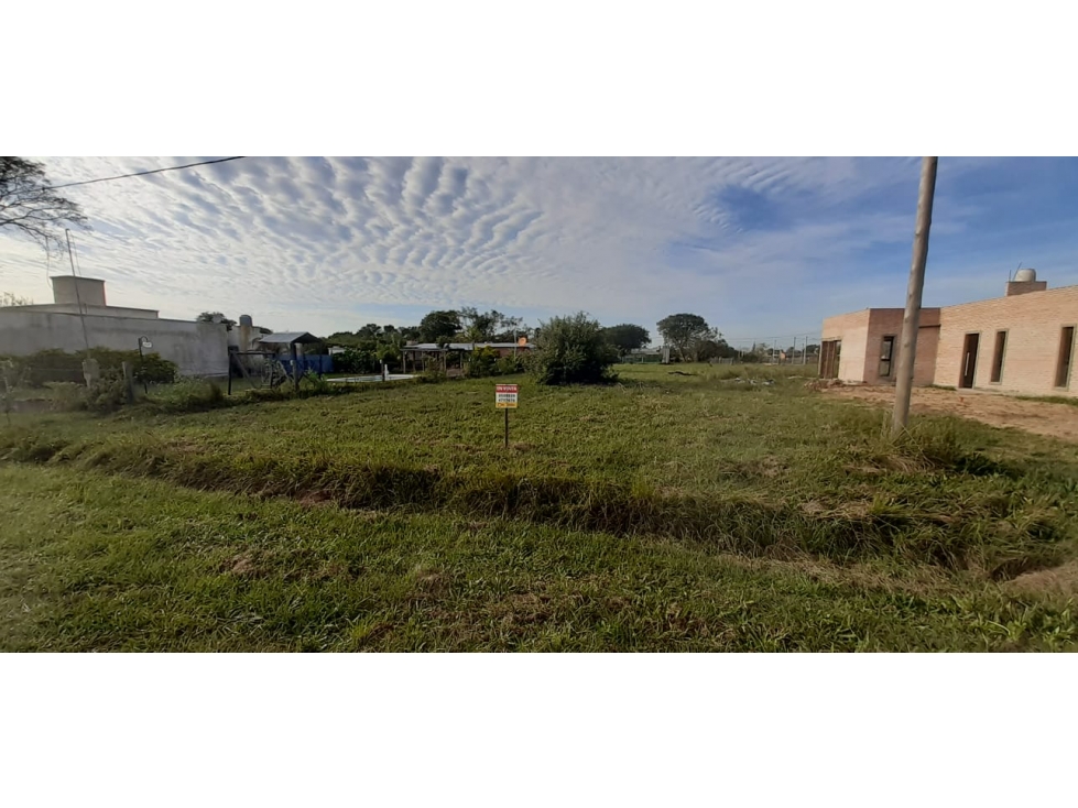 Hermoso terreno de 600 m2 en Los Hornos, Colonia Benítez - 4