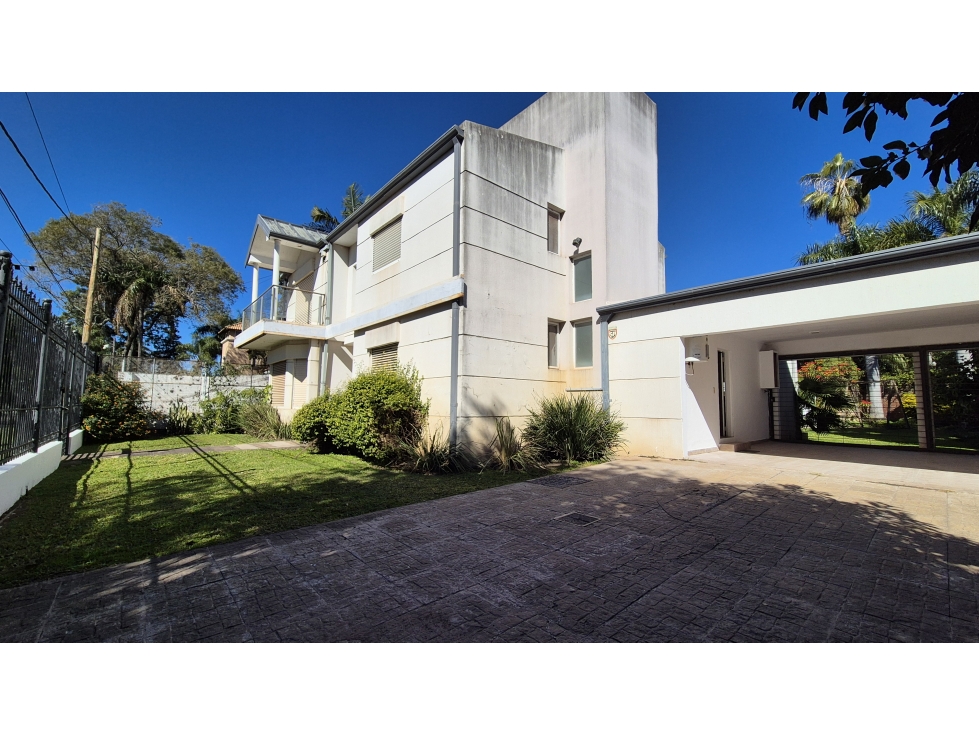 Casa 3 dormitorios y pileta en Parque Golf Club con hermosa vista! — foto 2