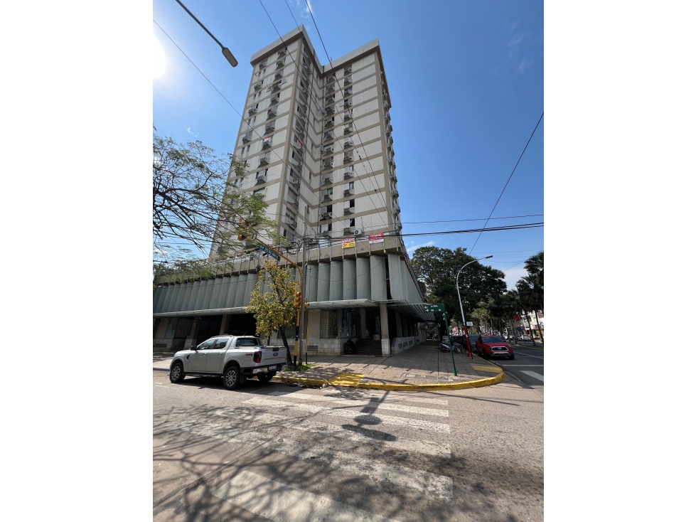 Departamento GIGANTE de 3 dormitorios, el "CENTENARIO"! — foto 2
