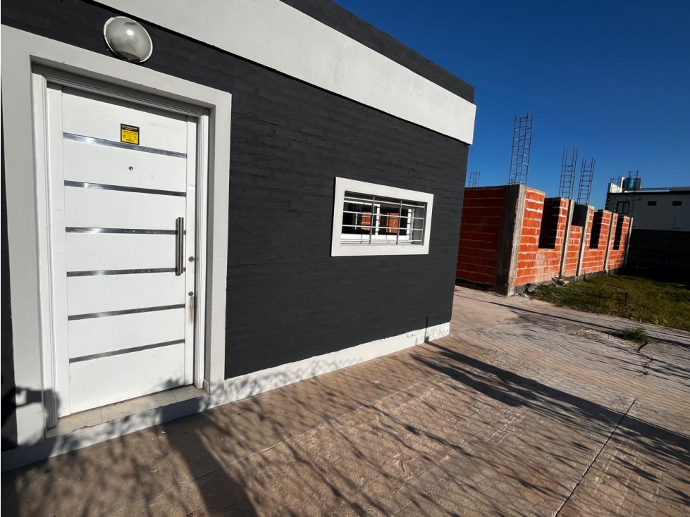 Casa con gran futuro en zona norte! OPORTUNIDAD - 3