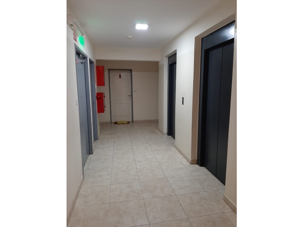 Impecable dpto de 1 dormitorio, Torres Sarmiento con cochera en PB! - 4