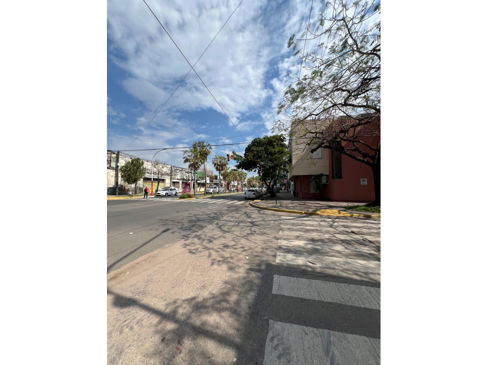 Departamento GIGANTE de 3 dormitorios, el "CENTENARIO"! — foto 3