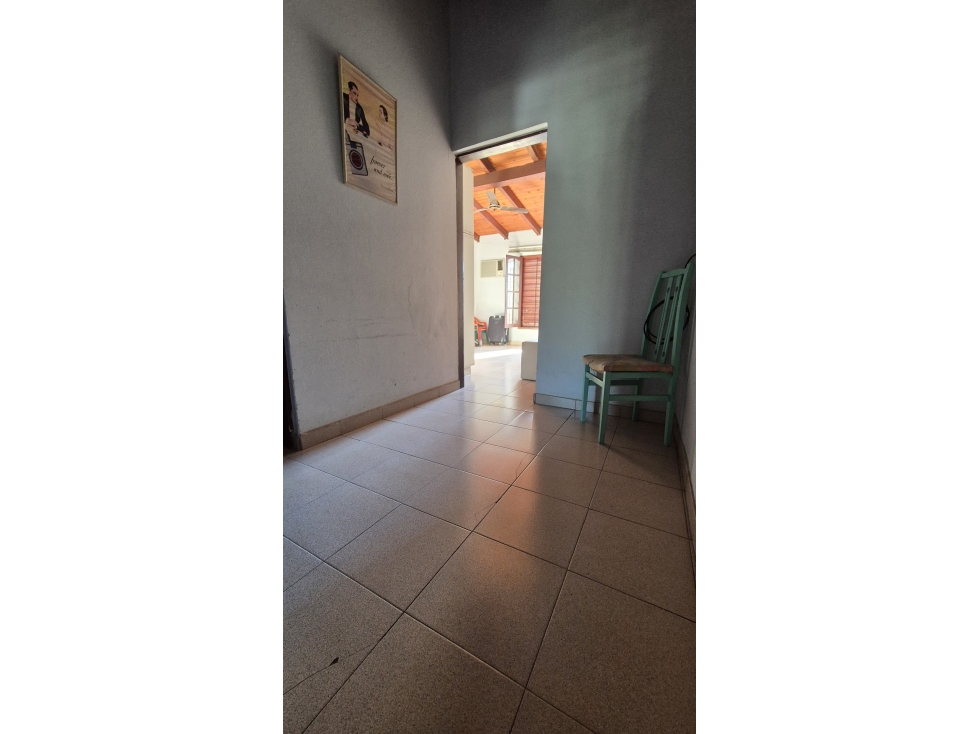 Casa 4 dormitorios con pileta céntrica! - 4