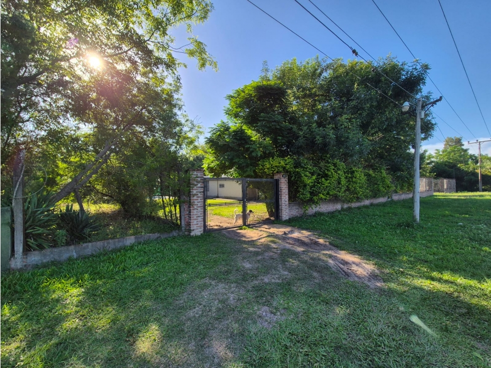 Casa con pileta sobre Ruta 11 camino a Colonia Benítez! — foto 5