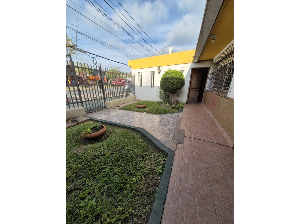 Casa 3 dormitorios con pileta sobre Av 9 de julio! - 5
