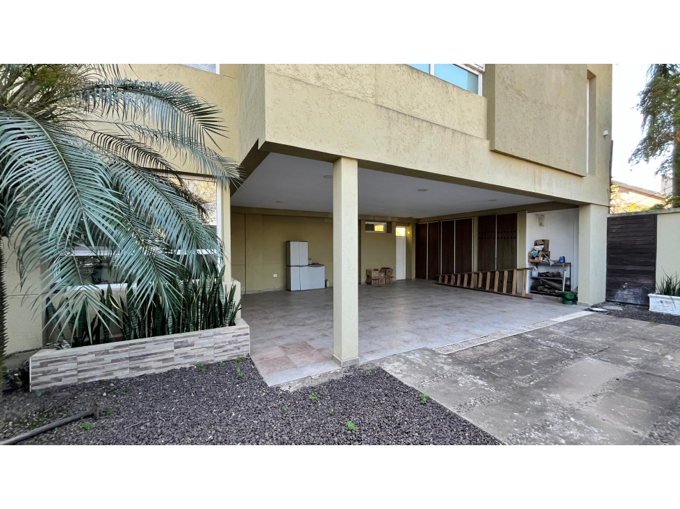 Mágico gran Chalet B° Parque Golf Club! — foto 6