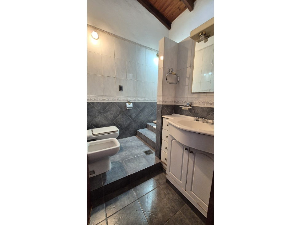 Casa 4 dormitorios con pileta céntrica! - 6