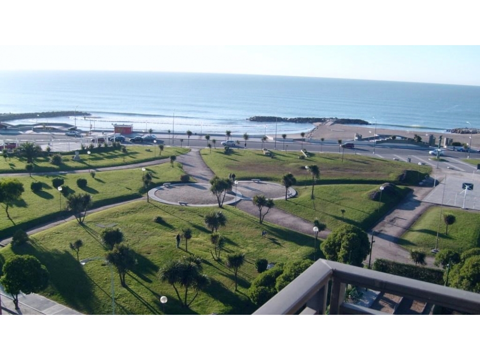 ALQUILER POR TEMPORADA - CON BALCÓN Y VISTA AL MAR, WIFI Y COCHERA — foto 2