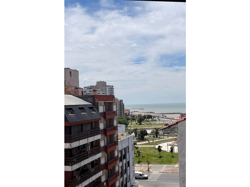 ALQUILER POR TEMPORADA - DOS AMBIENTES CON BALCÓN A LA CALLE Y COCHERA — foto 4