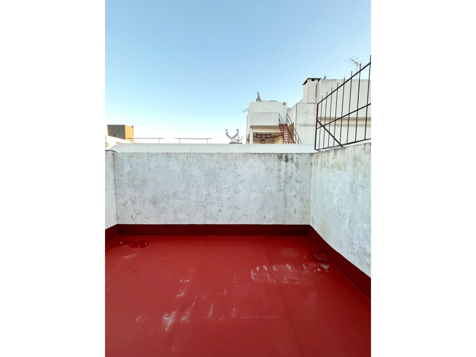 ALQUILER 24 MESES - DOS AMBIENTES CON TERRAZA PROPIA Y LAVADERO - 3
