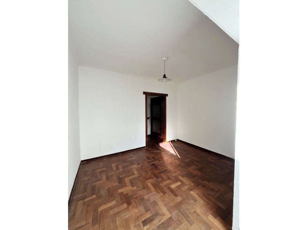 VENTA - DOS AMBIENTES EN LA PERLA, A UNA CUADRA Y MEDIA DE LA COSTA - 4