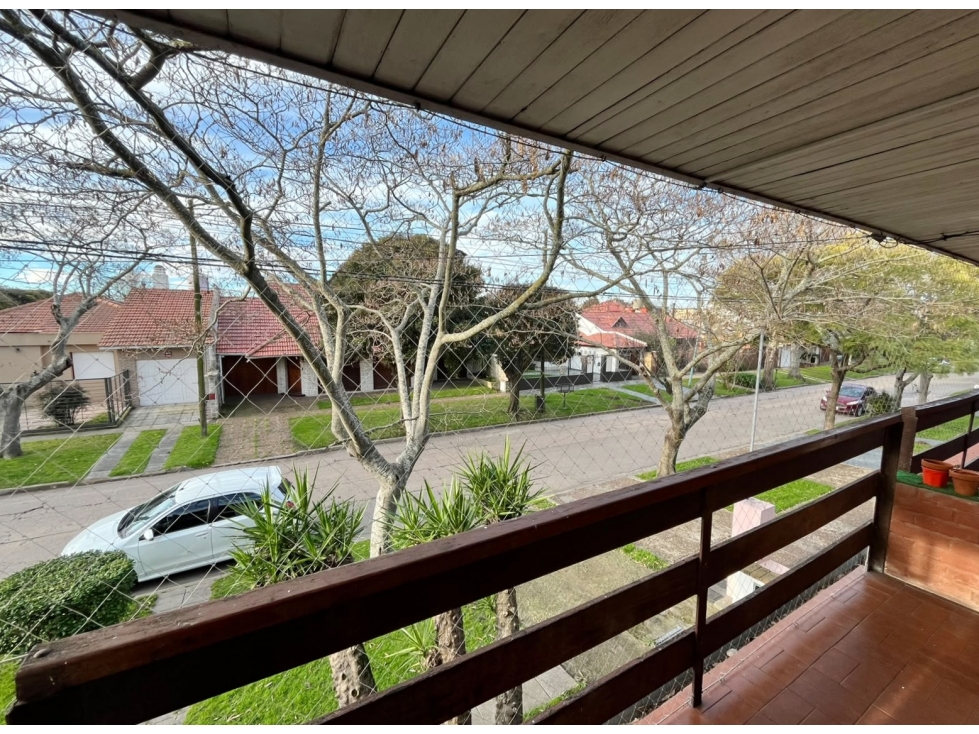 VENTA - PH DE TRES AMBIENTES EN PARQUE LURO, CON DOBLE BALCÓN - 4