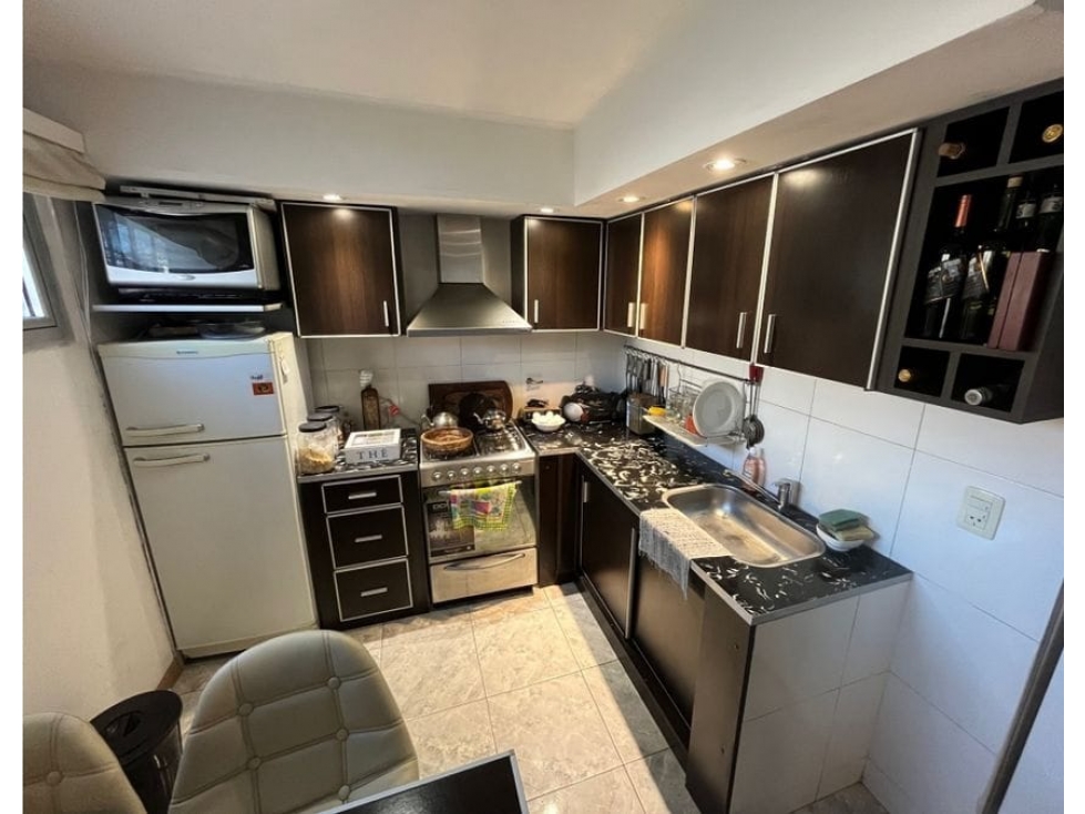 VENTA - PH DE TRES AMBIENTES HECHO A NUEVO, CON GARAJE Y PATIO — foto 2