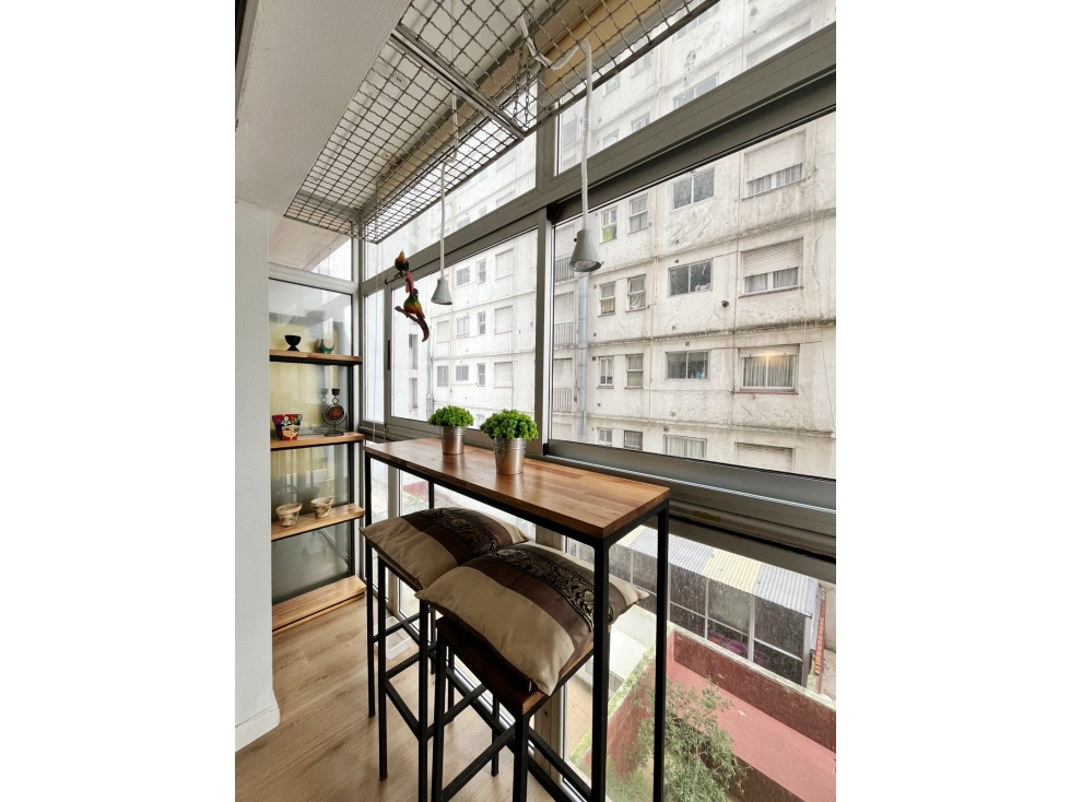 VENTA - DOS AMBIENTES CON BALCÓN, EN EDIFICIO MARAL - 6