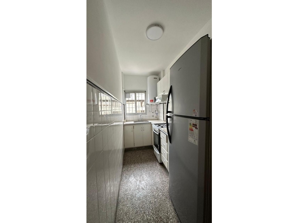 2 AMBIENTES EXTERNO C/ BALCON Y VISTA LATERAL AL MAR - ENTRE RIOS 1808 — foto 6