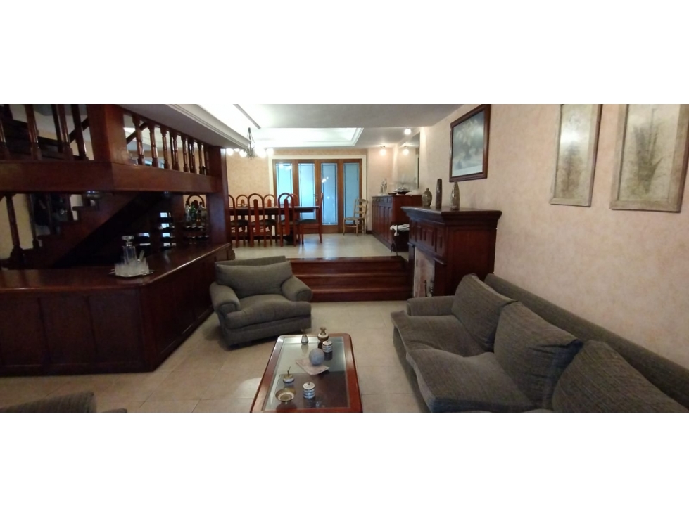 CHALET EN PLENO BARRIO CHAUVIN - MITRE 3000 — foto 2