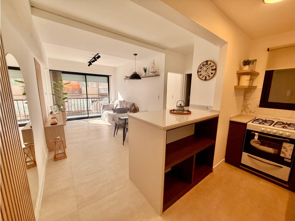 2 AMBIENTES A LA CALLE CON BALCON SALIENTE - BELGRANO 2350 - 5