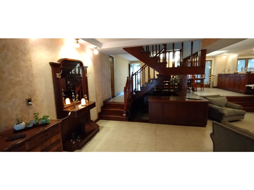 CHALET EN PLENO BARRIO CHAUVIN - MITRE 3000 — foto 6