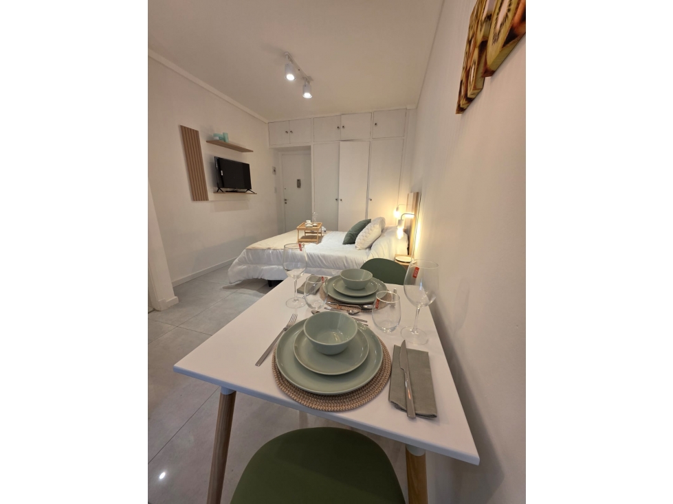 1 AMBIENTE A LA CALLE CON BALCON RECICLADO A NUEVO - FALUCHO 2162 - 6