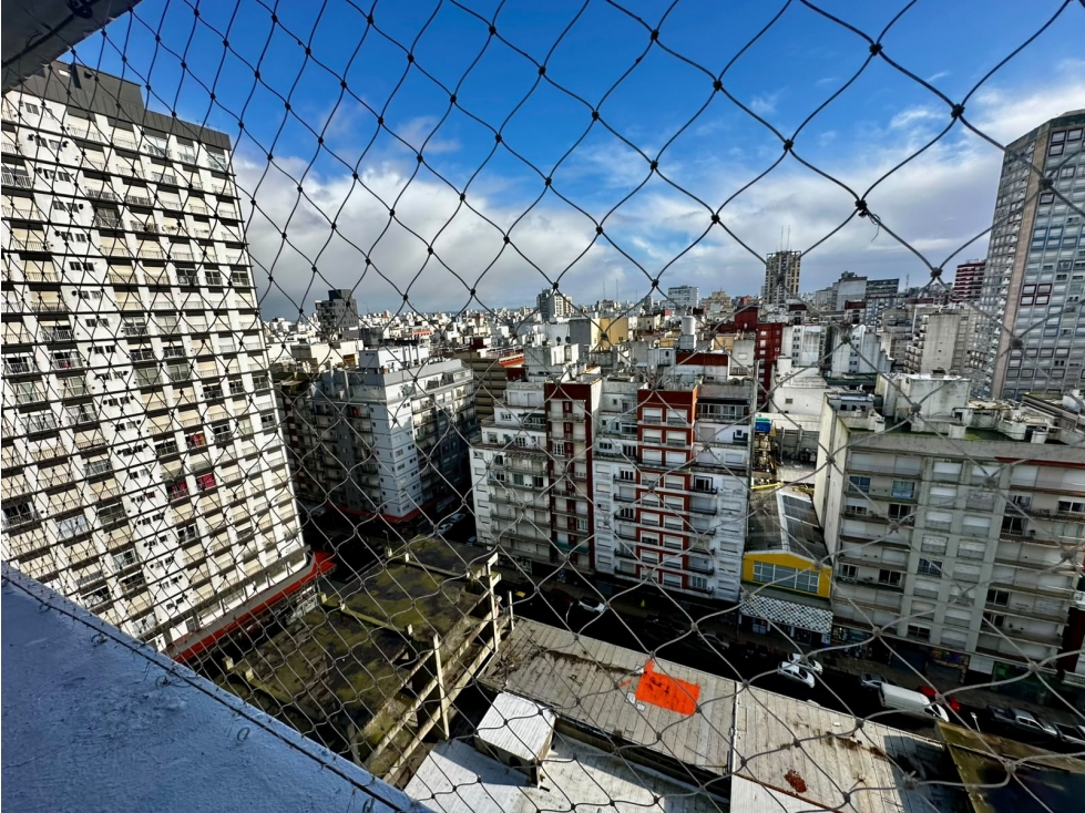 2 AMBIENTES TOTALMENTE RECICLADO CON COCHERA - SAN MARTIN 2110 - 5
