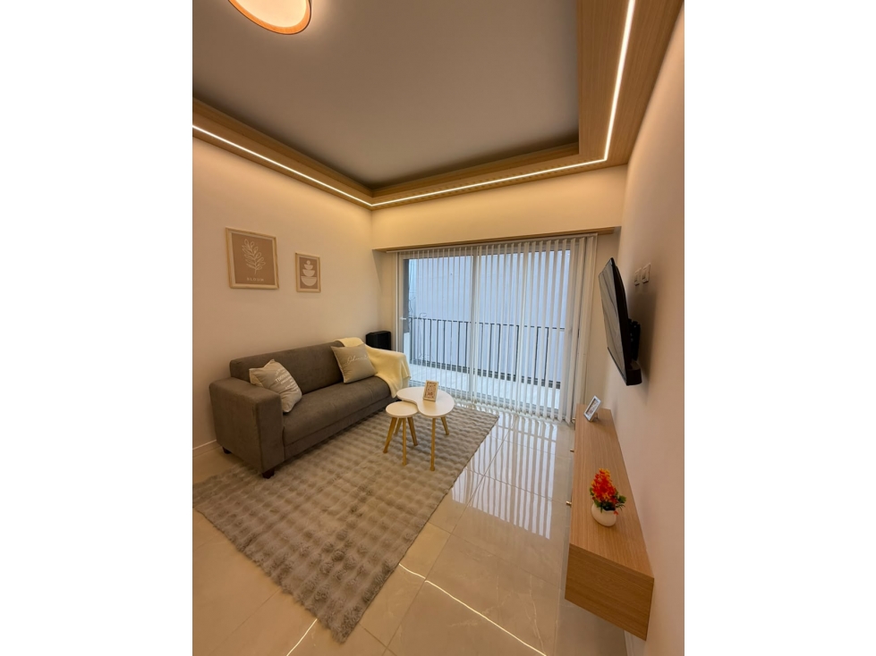 3 AMBIENTES A LA CALLE CON BALCON SALIENTE - BOLIVAR 2240 - 2