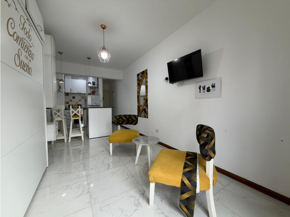 1 AMBIENTE A LA CALLE LUMINOSO CON BALCON SALIENTE - COLON 2628 - 3