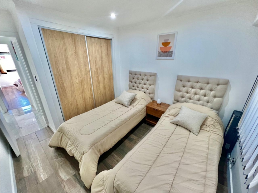 3 AMBIENTES A LA CALLE CON BALCON CORRIDO - BROWN 2328 - 2