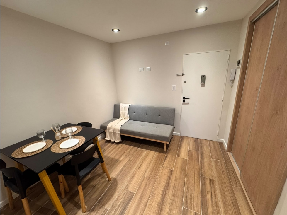 1 AMBIENTE DESPLAZADO TOTALMENTE RECICLADO A NUEVO - TUCUMAN 2261 - 5