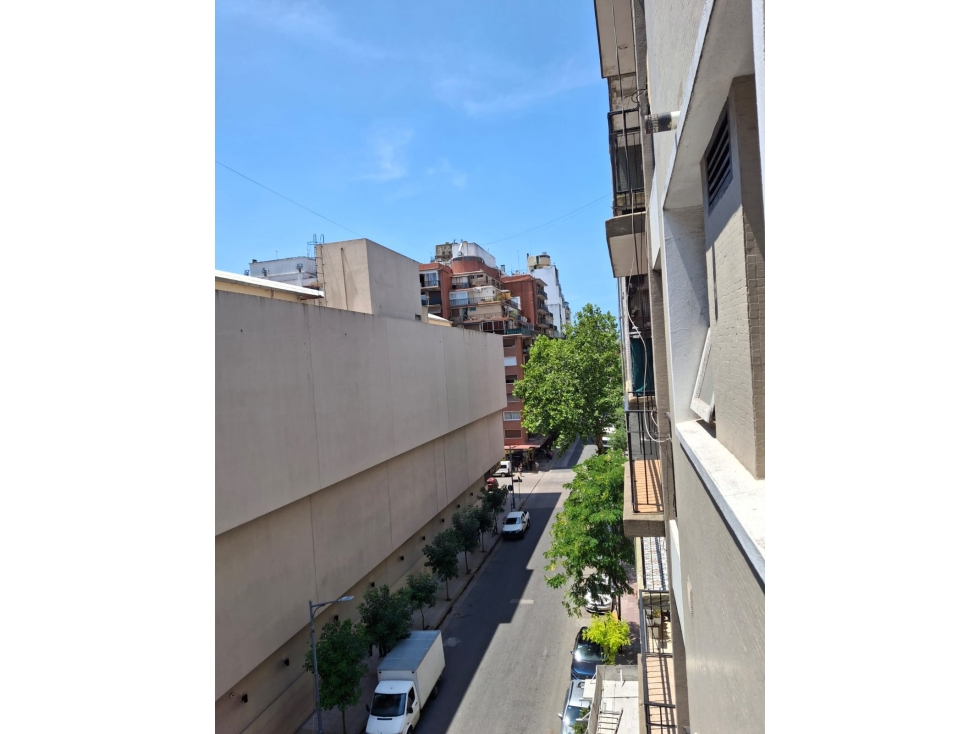1 AMBIENTE A LA CALLE MUY LUMINOSO RECICLADO A NUEVO - BOLIVAR 2272 — foto 5