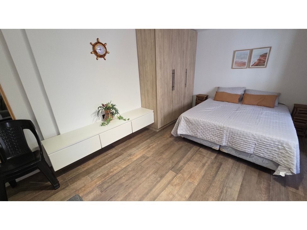 1 AMBIENTE MUY LUMINOSO CON COCHERA FIJA - ARENALES 2241 — foto 3