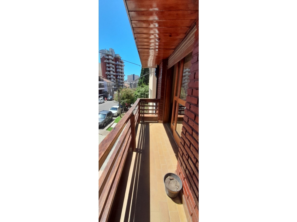 DEPARTAMENTO TRES AMBIENTES CON BALCON — foto 2