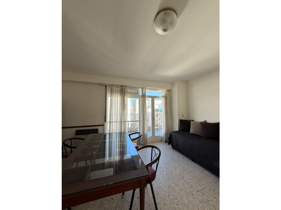DEPARTAMENTO DOS AMBIENTES CON TERRAZA - BOLIVAR 2200 - 4