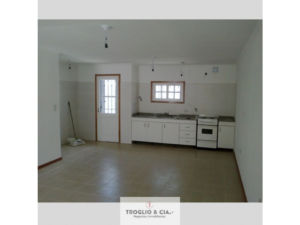 DUPLEX 3 AMB MAS COCHERA-BRONZINI AL 100 - 4