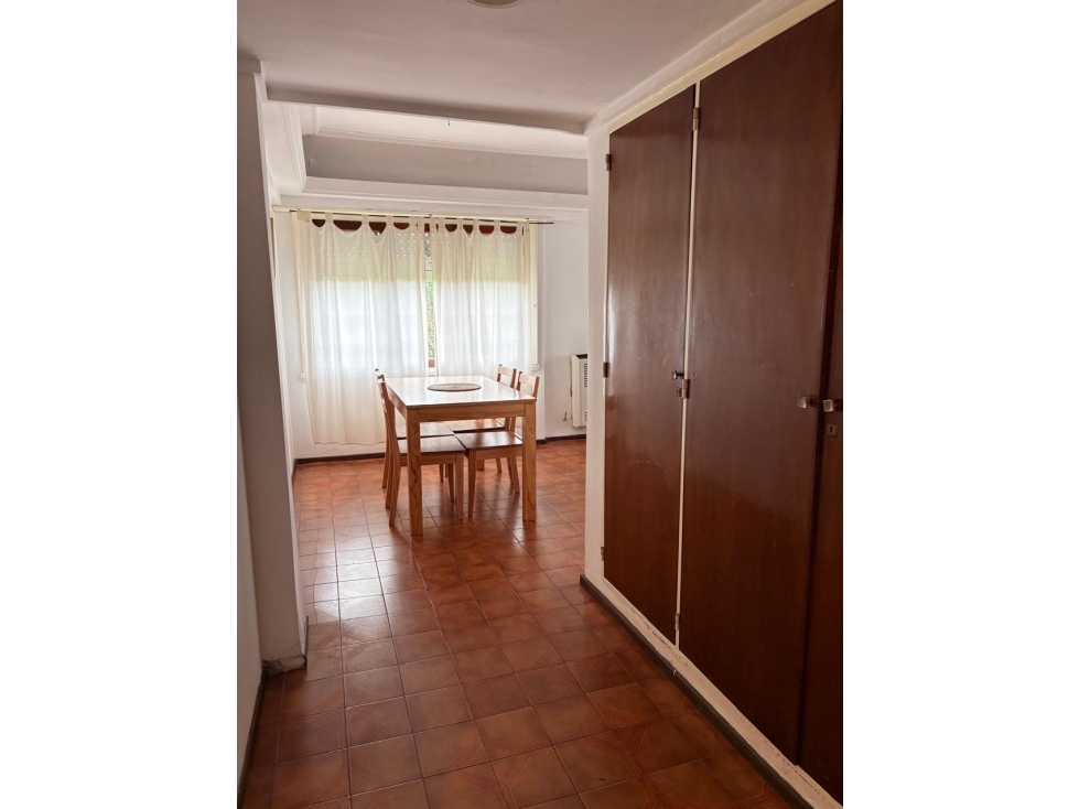 DEPARTAMENTO 3 AMBIENTES + COCHERA - ZONA CONSTITUCION - 3