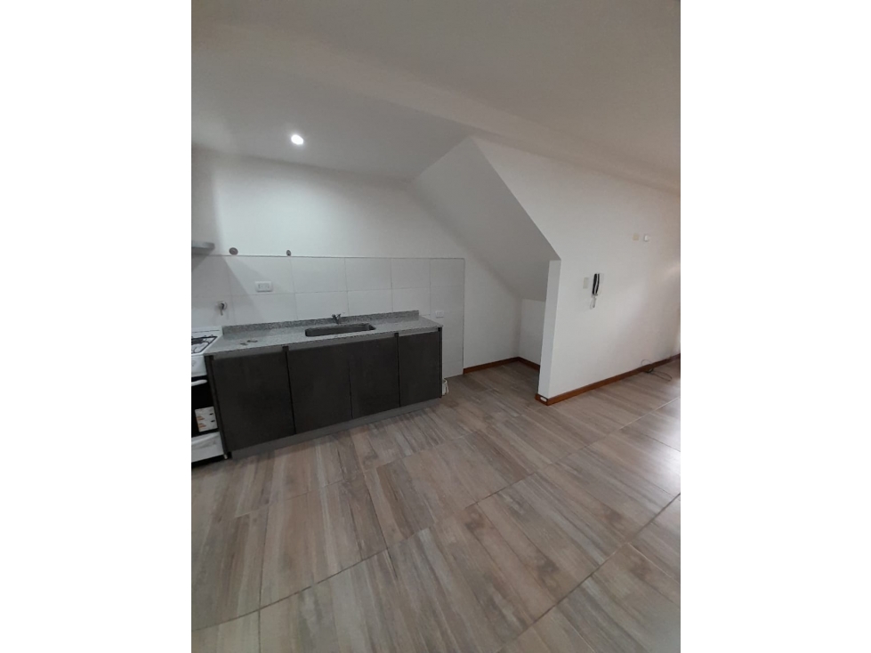 PH 2 AMBIENTES MAS PATIO - NEUQUEN Y FALUCHO - 4